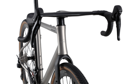 RINOS Titaninen Gravelpyörä Atlas 1 Shimano GRX400