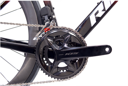 RINOS Hiilikuitu Maantiepyörä Odin 6.1 Shimano 105 Di2, 24 vaihdetta