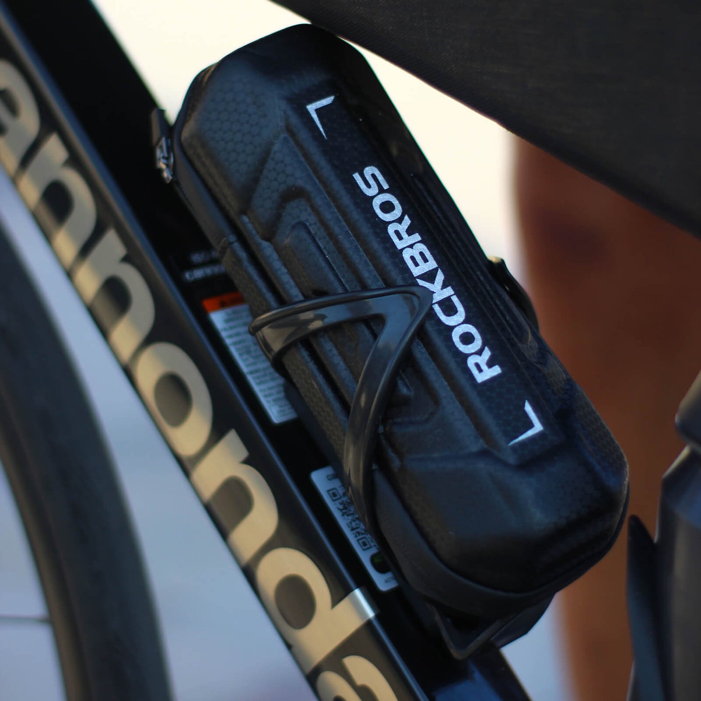 Polkupyörän tarvikejärjestäjä musta ROCKBROS