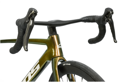 RINOS Carbon maantiepyörä 700C Shimano SORA R3000 18 vaihdetta Odin1.0