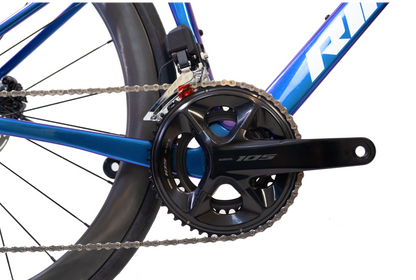 RINOS Hiilikuitu Maantiepyörä Odin 6.1 Shimano 105 Di2, 24 vaihdetta